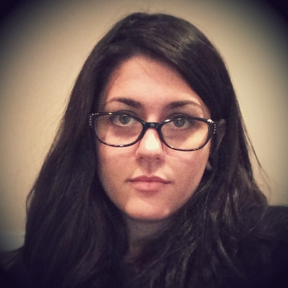 Meet your Posher, H - Picture 1 of 1